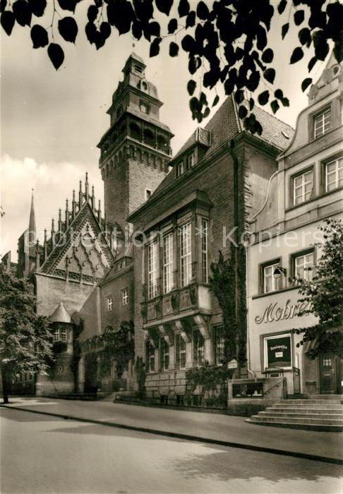 Zeitz Rathaus mit gotischem Giebel