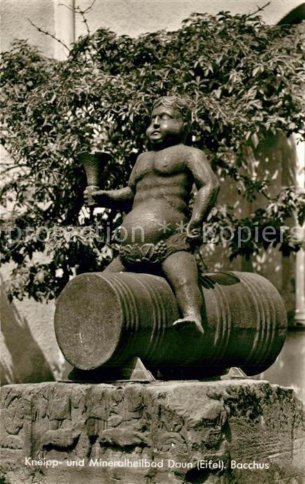Daun Eifel Bacchus Statue Kneippbad Mineralheilbad