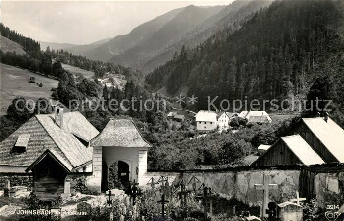 Johnsbach Steiermark Teilansicht mit Friedhof Gesaeusegebirge