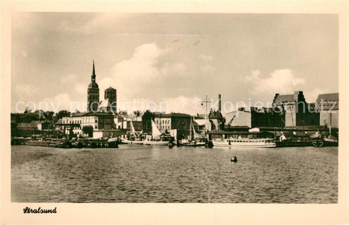 Stralsund Mecklenburg Vorpommern Ansicht vom Meer aus