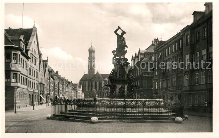 Augsburg Maximilianstrasse mit Herkulesbrunnen Ulrichsmuenster