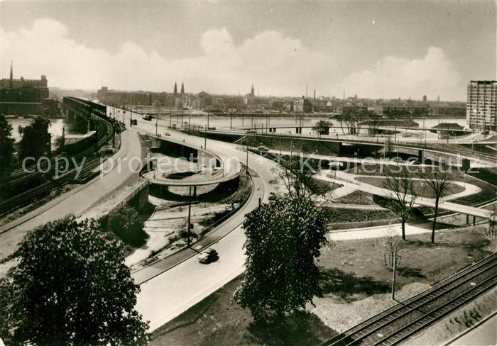 Mannheim Auffahrt zur Rheinbruecke Eisenbahn