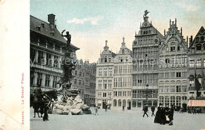 Anvers Antwerpen Grande Place Fontaine Brabo Monument et Maisons des Corporation