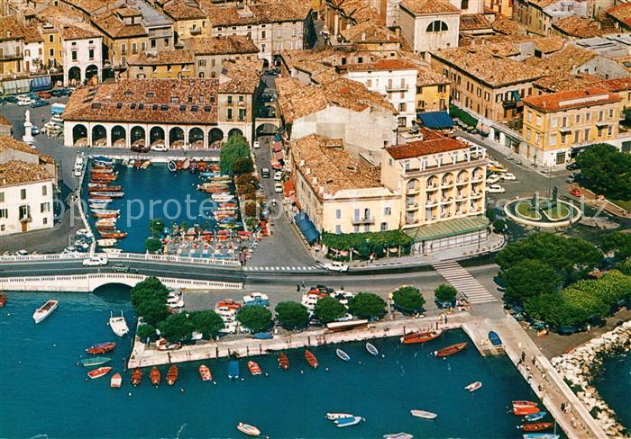 Desenzano Lago di Garda Fliegeraufnahme Hafenpartie