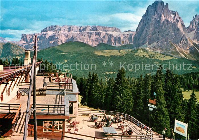 Ortisei St Ulrich St. Ulrich Seilbahnstation Seiseralm mit Langkofel