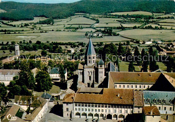 Cluny Fliegeraufnahme Abbaye Ecole des Arts e