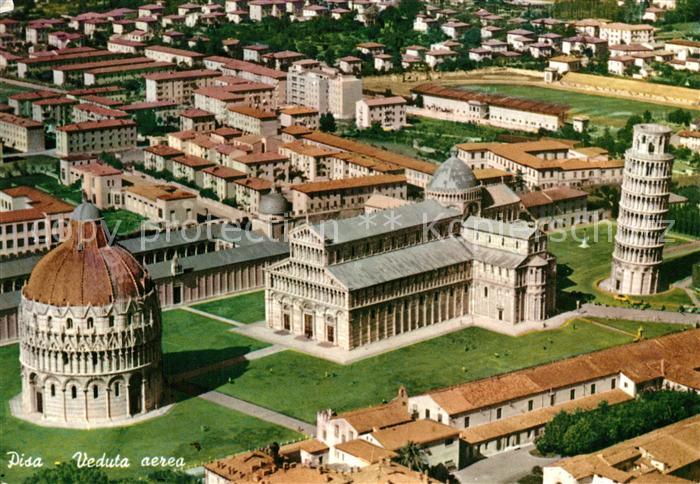 Pisa Veduta aerea di Piazza del Miracoli