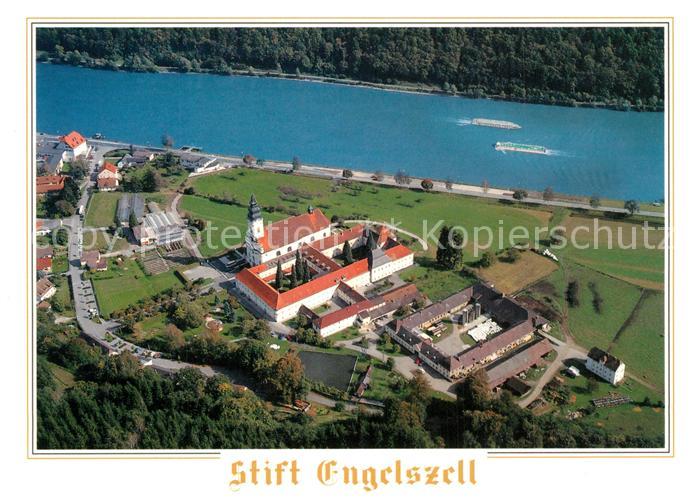Engelhartszell Donau Oberoesterreich Stift Engelszell Fliegeraufnahme