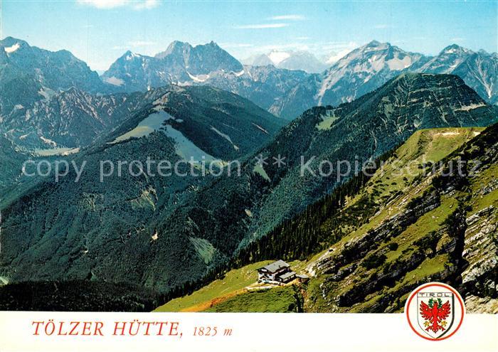 Hinterriss Tirol Toelzer Huette Gebirgspanorama Motiv mit Zugspitze und Soiernsp