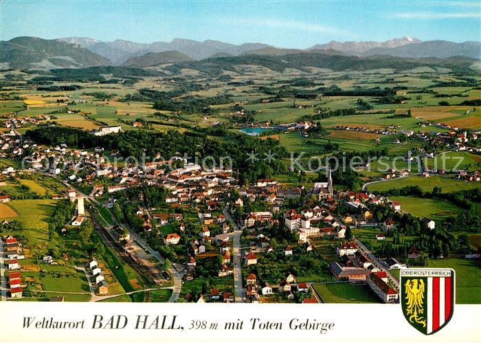 Bad Hall Oberoesterreich Weltkurort mit Blick zum Toten Gebirge Fliegeraufnahme