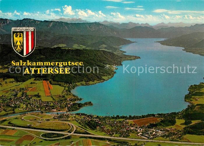 Attersee Salzkammergutsee Alpensee Fliegeraufnahme