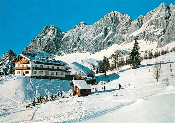 Tuerlwandhuette Berghuette mit Schilift Hoher Dachstein Dachsteingebirge