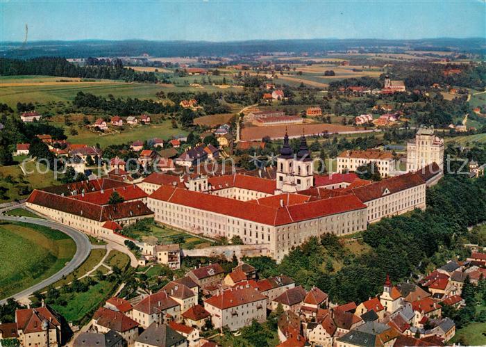 Kremsmuenster Benediktinerstift Kloster Fliegeraufnahme