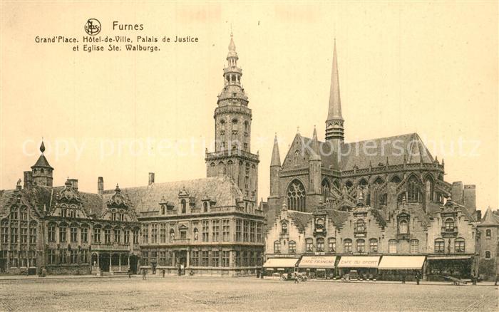 Furnes Veurne West-Vlaanderen Belgie Grande Place Hotel de Ville Palais de Justi