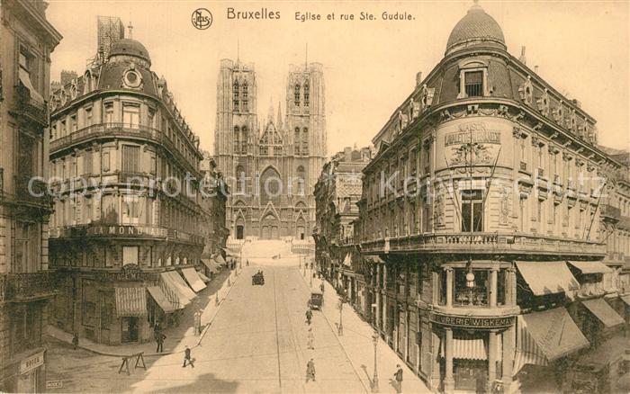 Bruxelles Bruessel Eglise et Rue Sainte Gudule