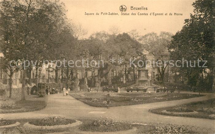 Bruxelles Bruessel Square du Petit Sablon Statue des Comtes d Egmont et de Horne