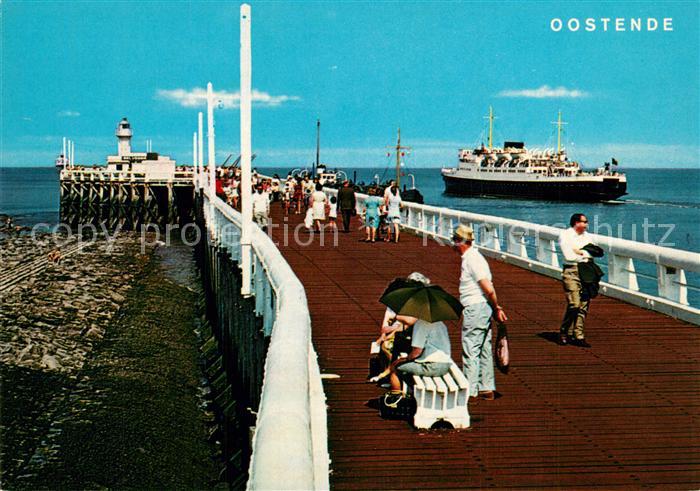Oostende Ostende Mole und Faehrboot