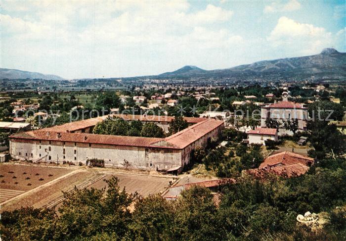 Gemenos Vue generale sur les Granges
