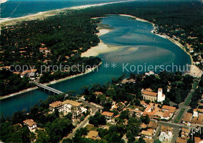 Hossegor Soorts Landes Une partie de la Ville avec le Lac et l’Ocean Vue aerienn
