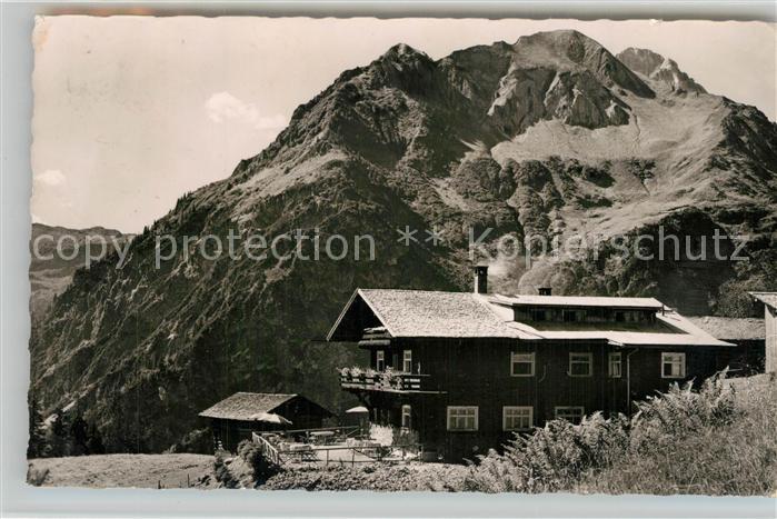 Mittelberg Kleinwalsertal Alpengaststaette Buehlalpe