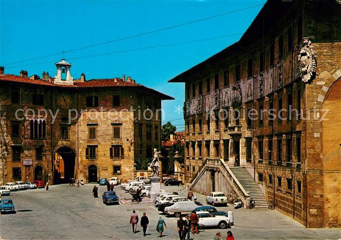 Pisa La Piazza dei Cavalieri
