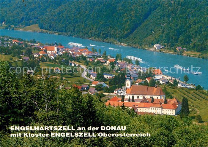 Engelhartszell Donau Oberoesterreich mit Kloster Engelszell