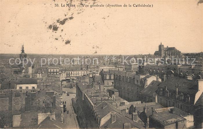 Le Mans Sarthe Vue Generale direction de la Cathedrale