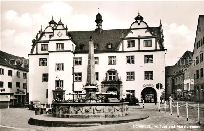 Darmstadt Rathaus Marktbrunnen