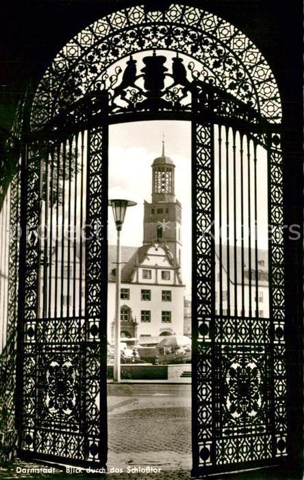 Darmstadt Blick durch das Schlosstor