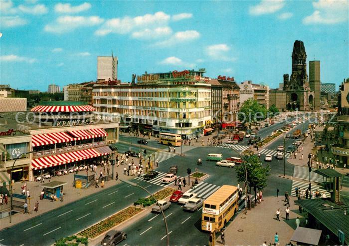 Berlin Kurfuerstendamm mit alter und neuer Kaiser Wilhelm Gedaechtniskirche