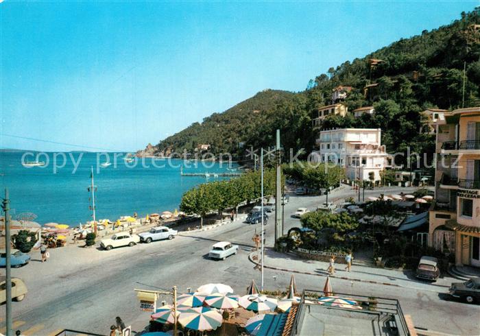 Theoule-sur-Mer Vue sur la plage et la Pointe de l'Aiguille