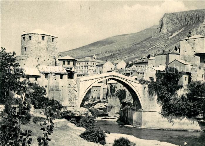 Mostar Moctap Stari Most Bruecke ueber die Neretva Wahrzeichen der Stadt