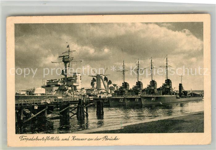 Marine Torpedobootsflottille und Kreuzer