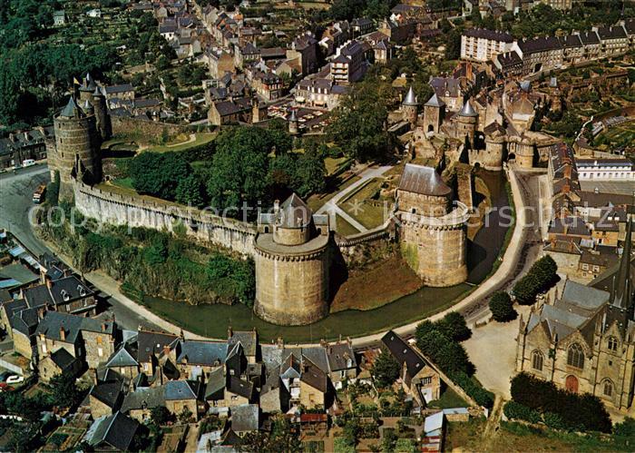 Fougeres Chateau vue aérienne