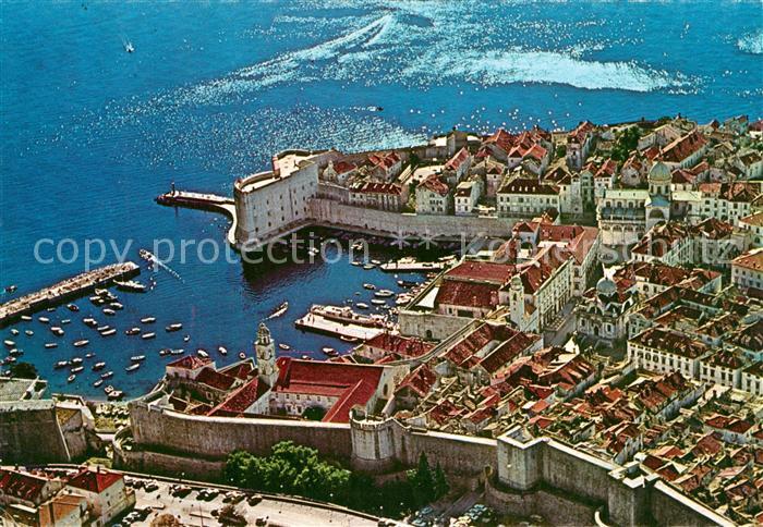 Dubrovnik Ragusa Altstadt Stadtmauer Festung Hafen Fliegeraufnahme