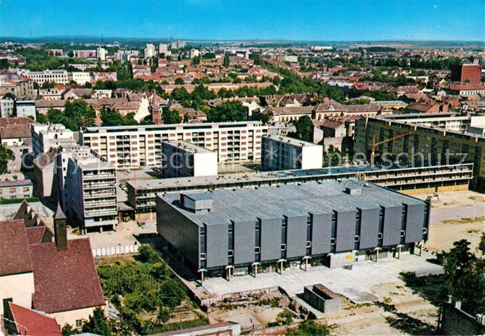 Osijek Croatia Stadtpanorama mit Supermarket