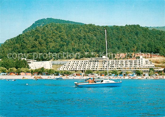 Rabac Kroatien Hotel Mimosa Strand Segelboot Ansicht vom Meer aus