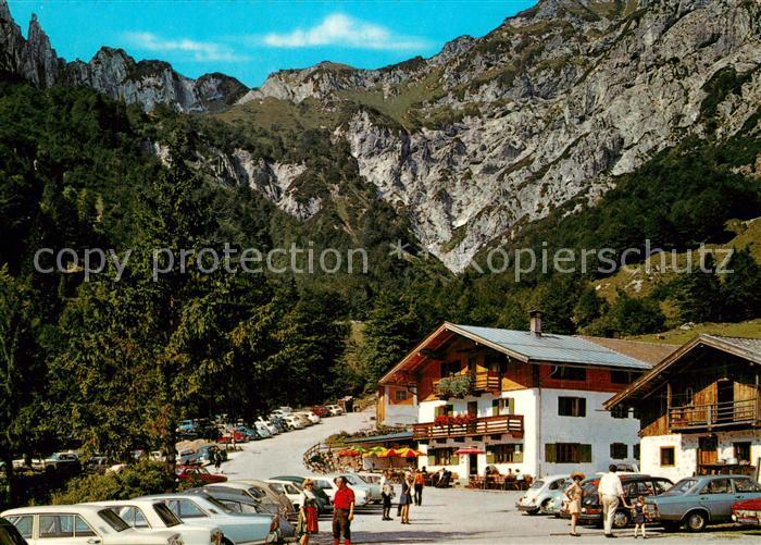 Kirchdorf Tirol Unterkunftshaus Griesneralm gegen Stripsenjoch Wilder Kaiser Kai