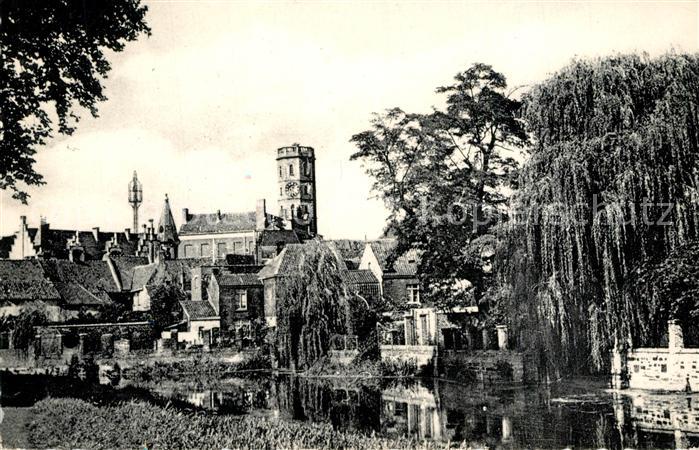 Menin Le Beffroi bords de la rivière
