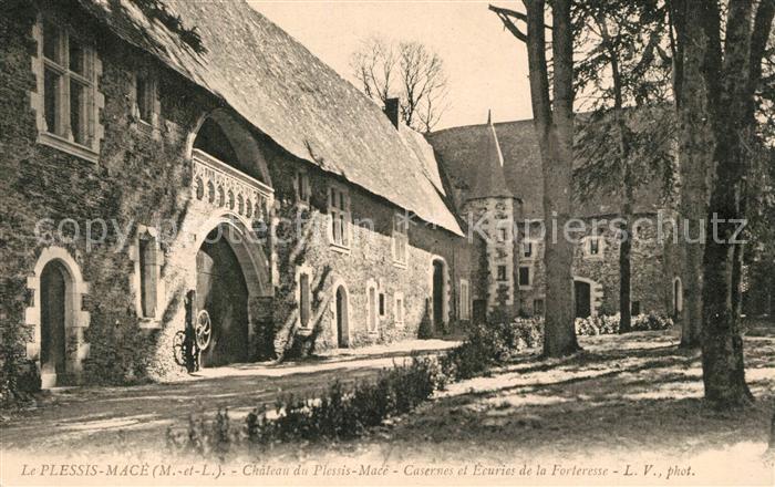 Le Plessis-Mace Chateau Casernes et Ecuries de la Forteresse