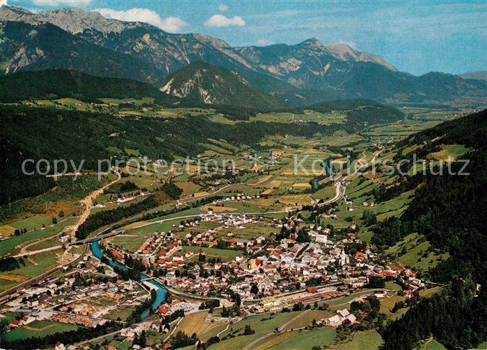 Schladming Obersteiermark Alpenstadt im oberen Ennstal Alpenpanorama Fliegeraufn