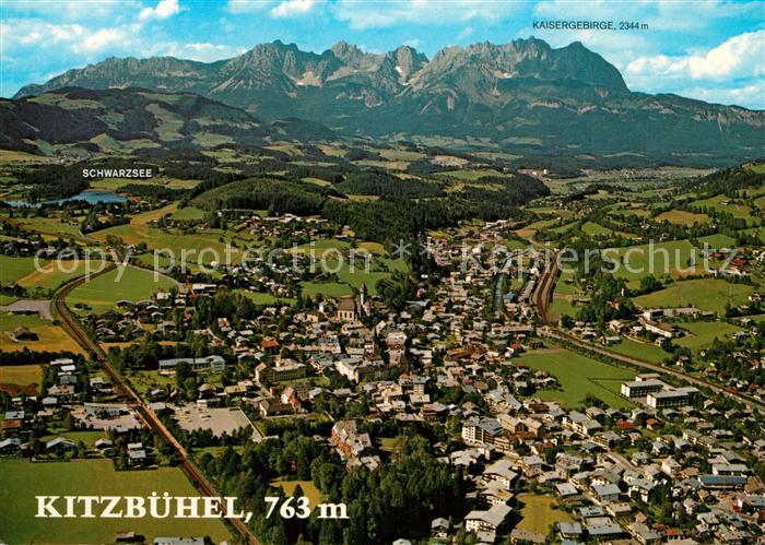 Kitzbuehel Tirol mit Schwarzsee und Kaisergebirge Fliegeraufnahme