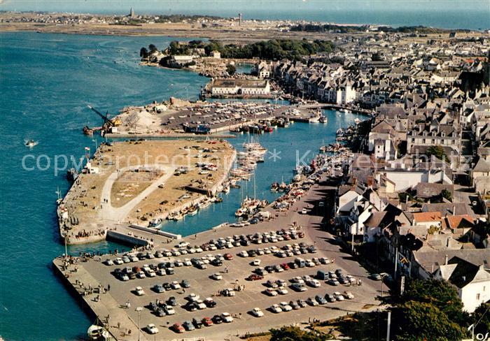 Le Croisic Le bassin et le parking vue aérienne