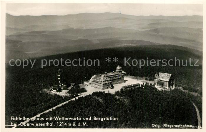 Oberwiesenthal Erzgebirge Fichtelberghaus mit Wetterwarte und Bergstation Flugau