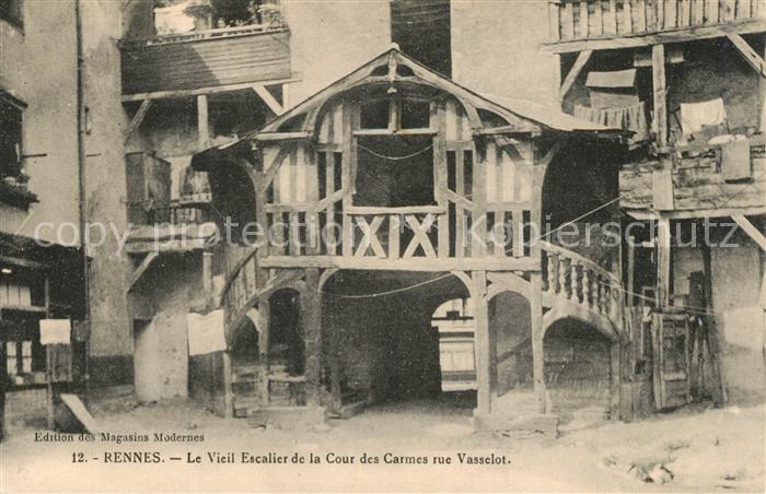 Rennes Ille-et-Vilaine Vieil Escalier de la Cour des Carmes rue Vasselot