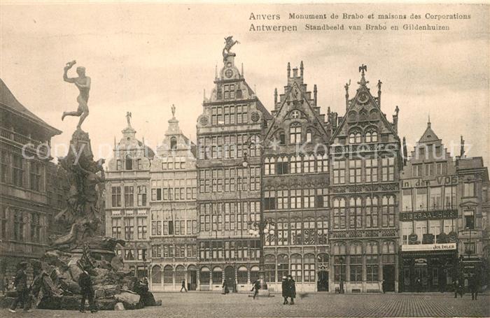 Anvers Antwerpen Standbeeld van Brabo en Gildenhuizen