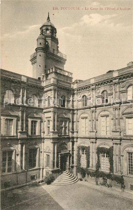 Toulouse Haute-Garonne La Cour de L Hotel d`Assezat