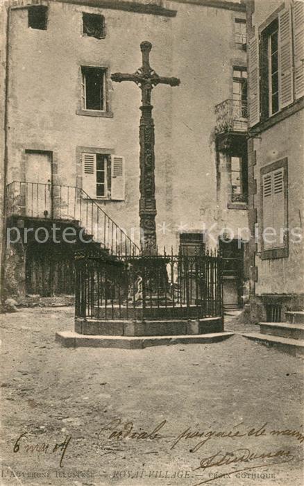 Royat Puy de Dome Village Croix Gothique