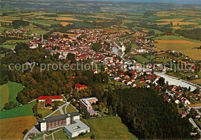 Bad  Hall Ober?sterreich Fliegeraufnahme mit Kuranstalt