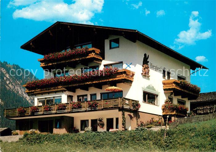 Rinnen Tirol Gaestehaus Bergland Alpen